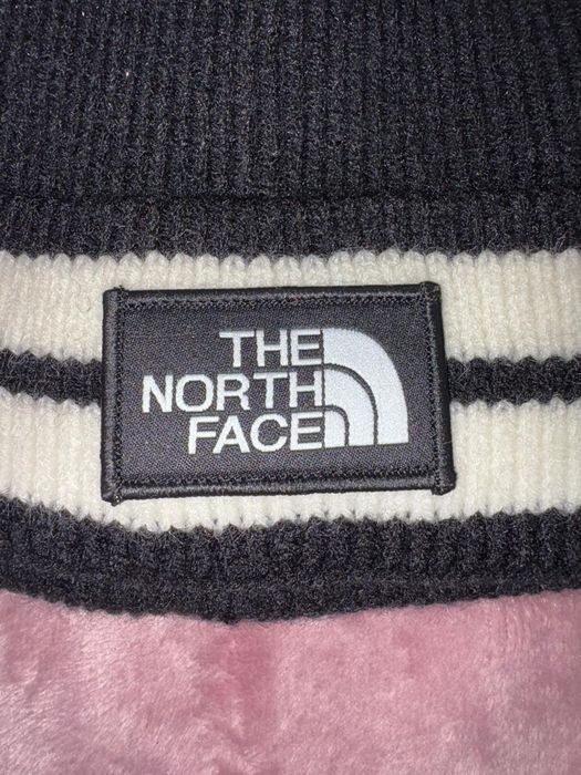 Căciulă The North Face Negru Alb Dungi