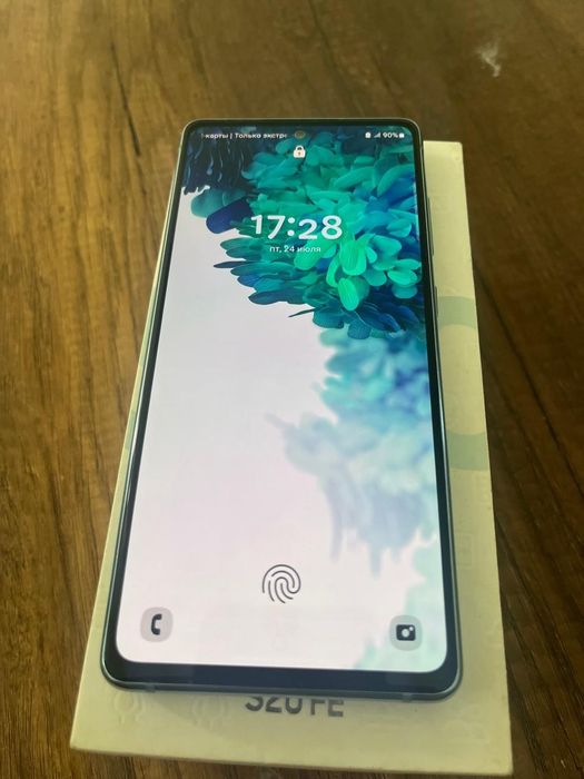 Самсунг s20FE 5G