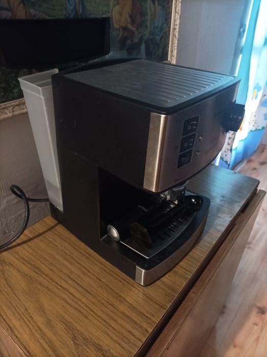 Кафе машина....,