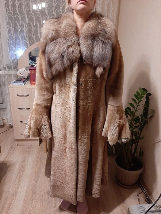 Продам мутоновую шубу