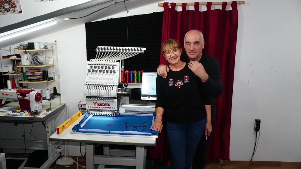 Професионална бродираща машина 15 Конечена with pro technology