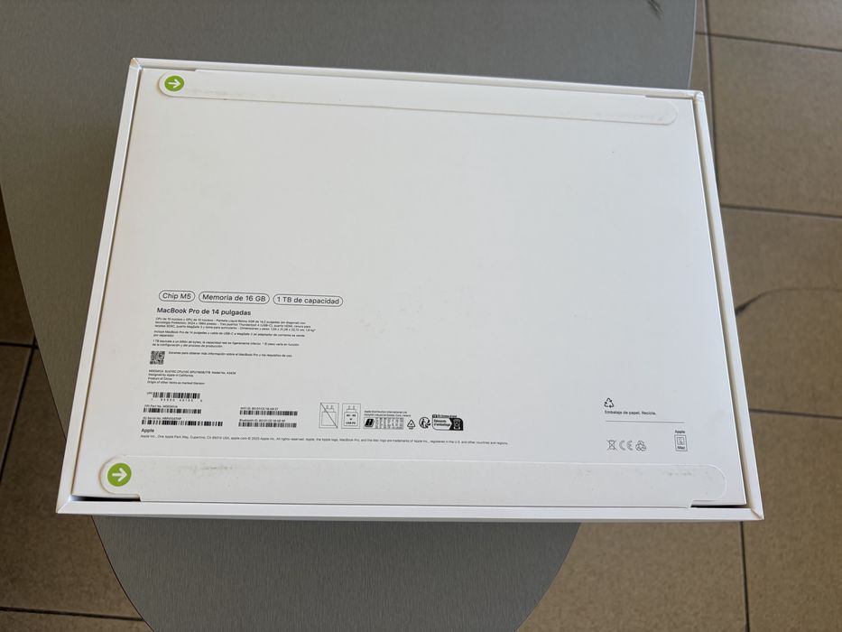 MacBook Pro 14 M5 16GB 1TB