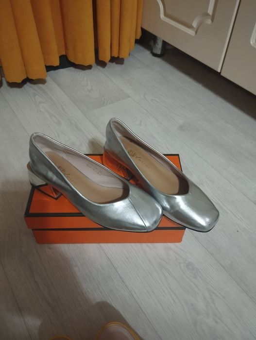 Продам обувь б/у