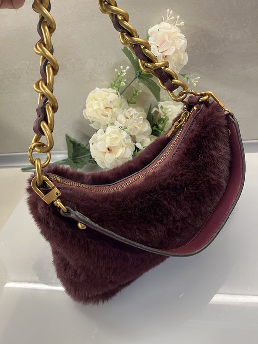 Guess дамска чанта с косъм