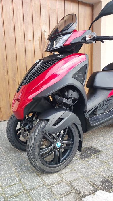 Vând Piaggio Mp 3 yourban An 2012 -300 cm 24 cp se conduce cu cat B