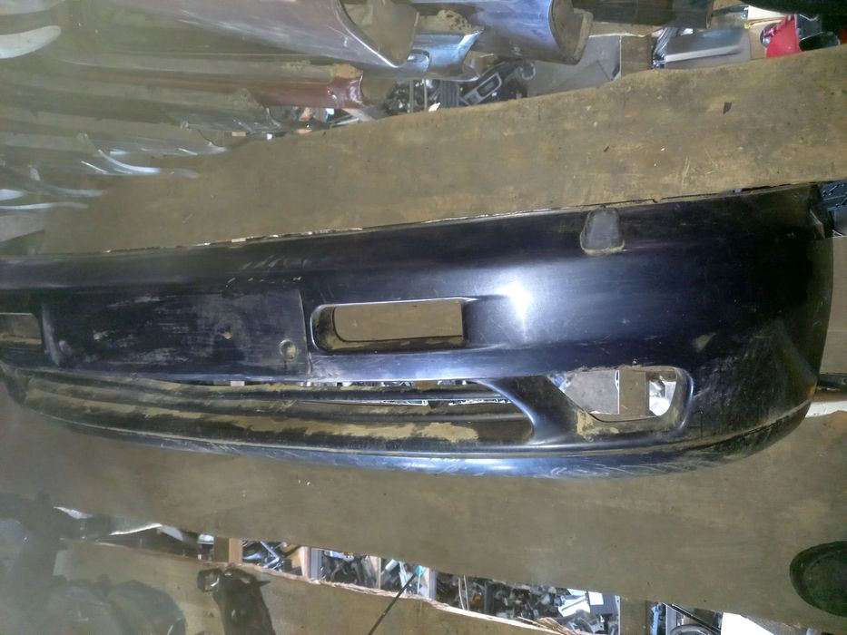 Бампер передний на Мерседес Вито 638