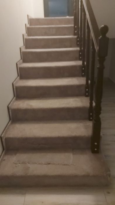 Montaj mocheta calitate preț