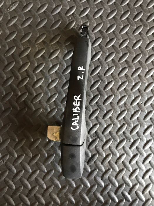 Външна дръжка за задна дясна врата черен мат за Dodge Caliber (2005-2010) 062583P