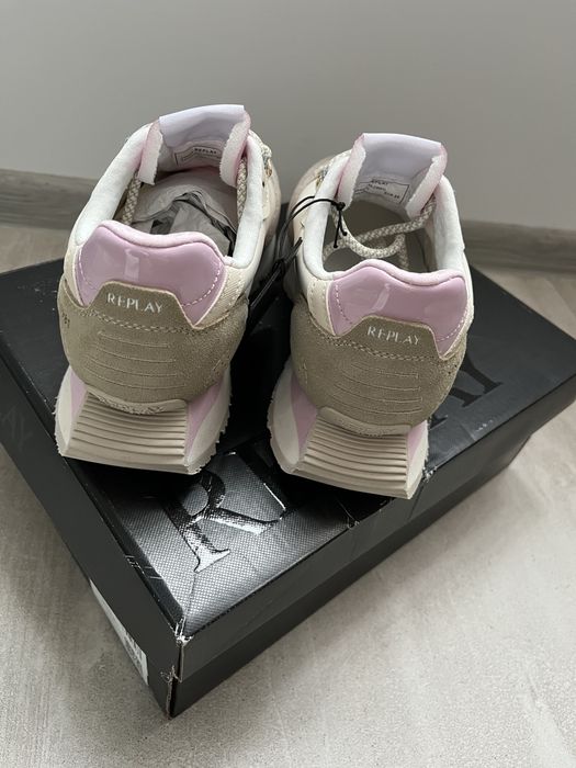 Дамски маратонки