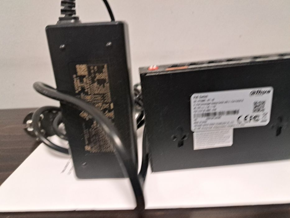 Poe switch Dahua PFS3006,  пое суич Дахуа. 4+2 порта, 250m, 30W