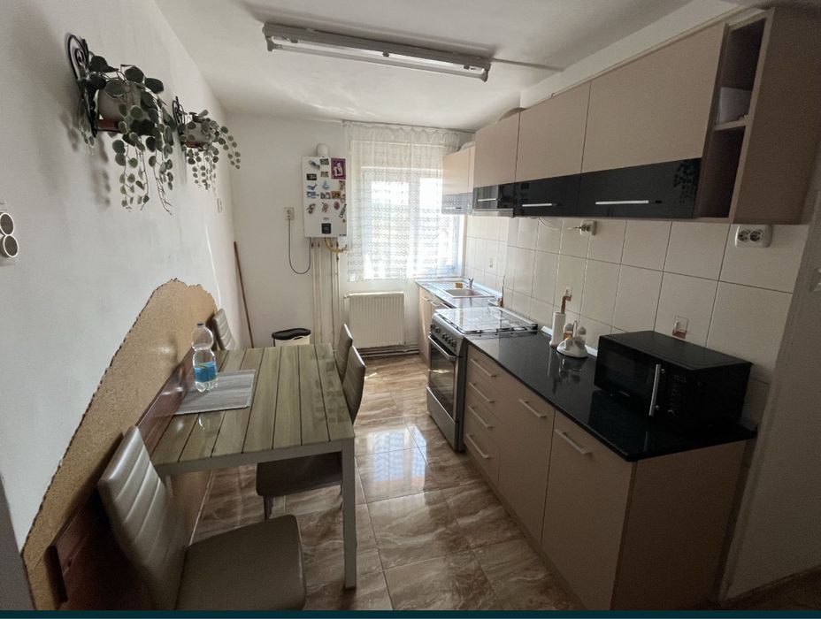 Inchiriez apartament 2 camere