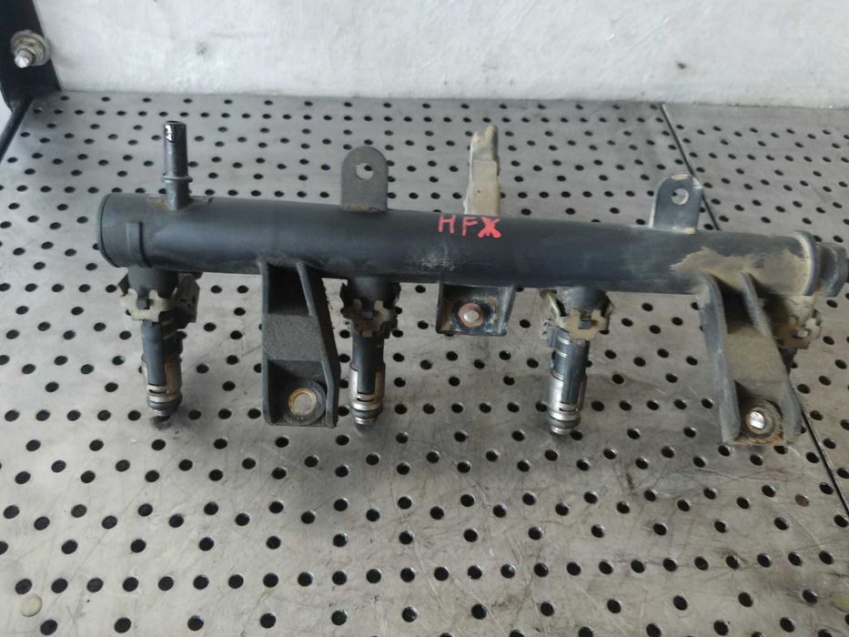 rampa cu injectoare 1.1b hfx peugeot 206 citroen c3  9638128080