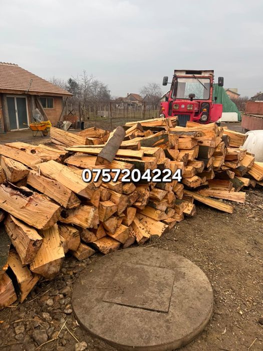 Lemn de foc 300 lei metrul ster, cantitate minimă de 8 metri