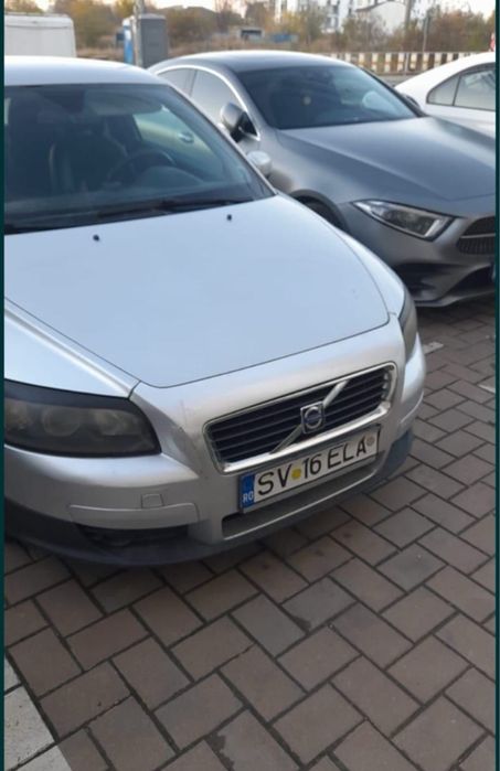 Piese auto din Dezmembrari Volvo C30 1.6 diesel an 2009 Orice Piesa!!