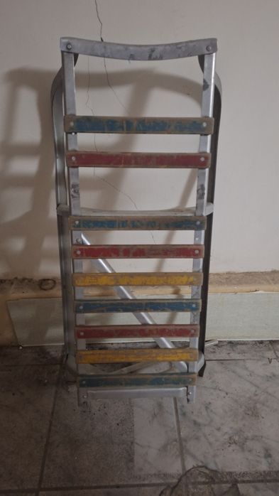 Продаются санки.Санки сотилади