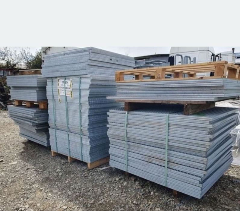 Vand gretare/trepte zincate la cel mai bun pret