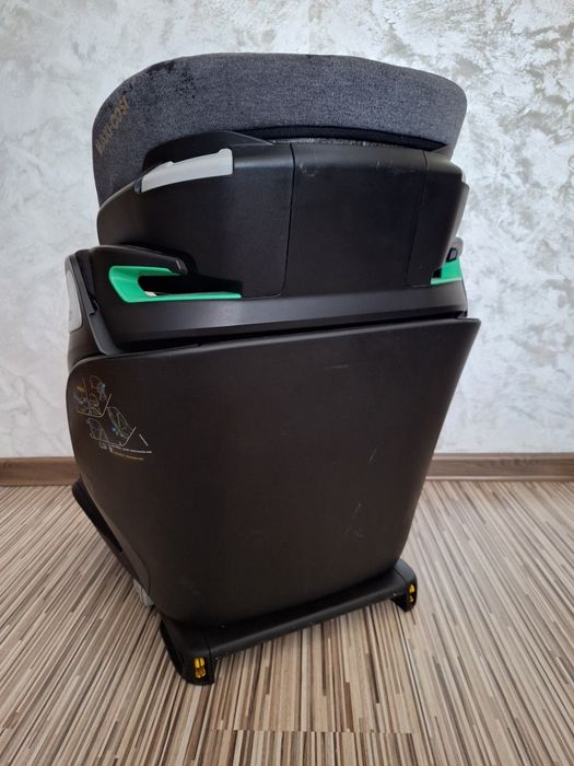 Scaun auto isofix Maxi Cosi Kore i-Size 15-36 kg.