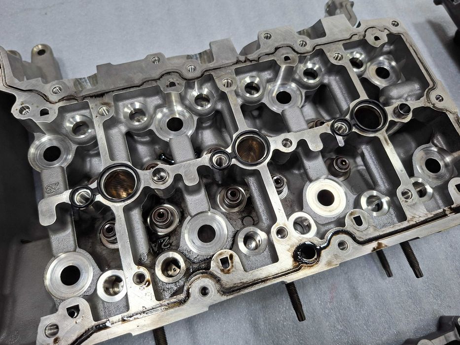 8580269 Нова Цилиндрова глава валове B37 C15A BMW X1 16d MINI F60 F56