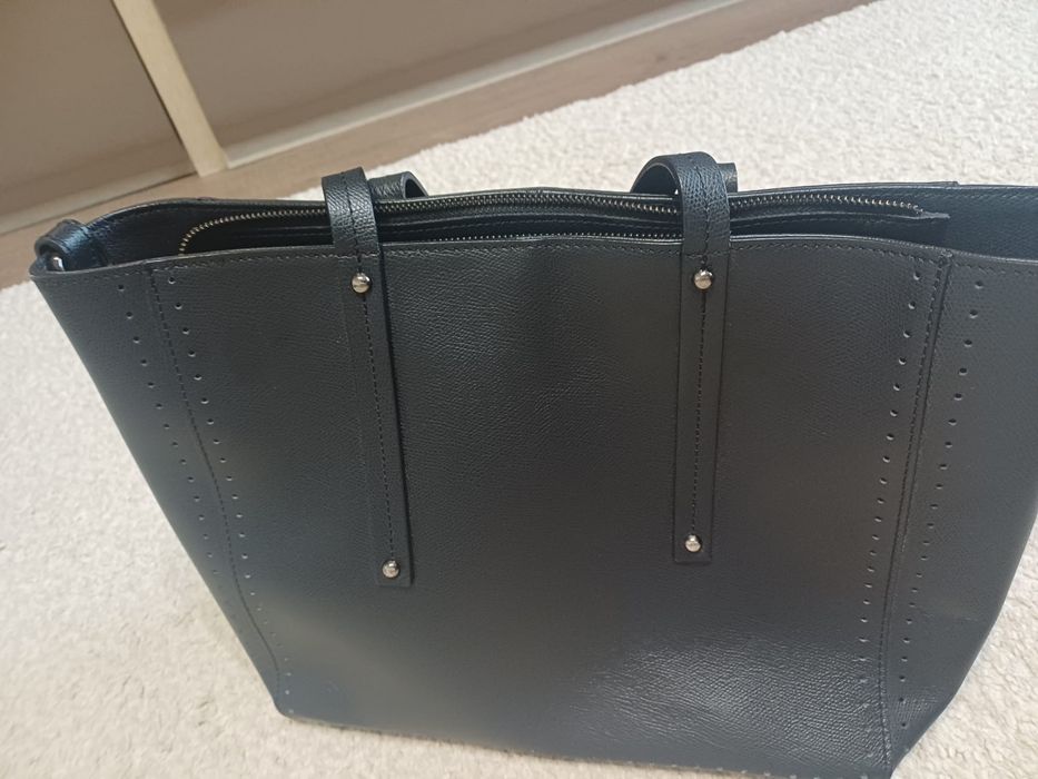 Geanta din piele naturala Antonia Moretti - noua, neagra, model de uma