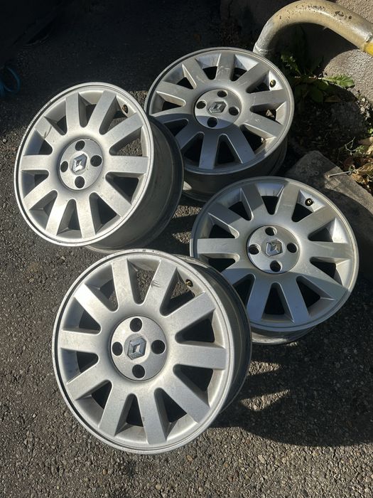 Vand jante Renault  pe 16
