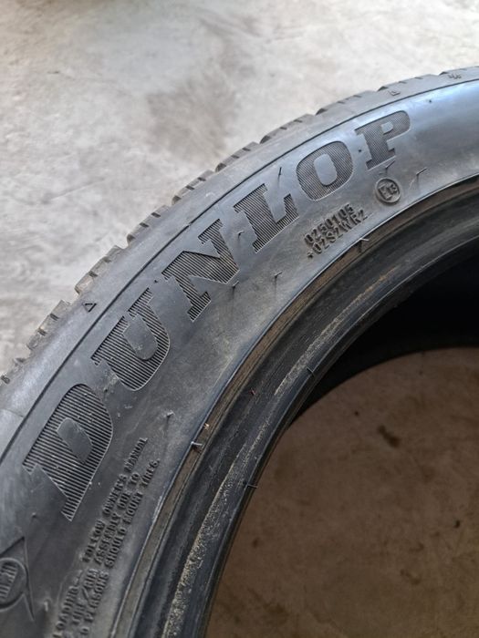 4 anvelope iarnă 255 45 r20 Dunlop