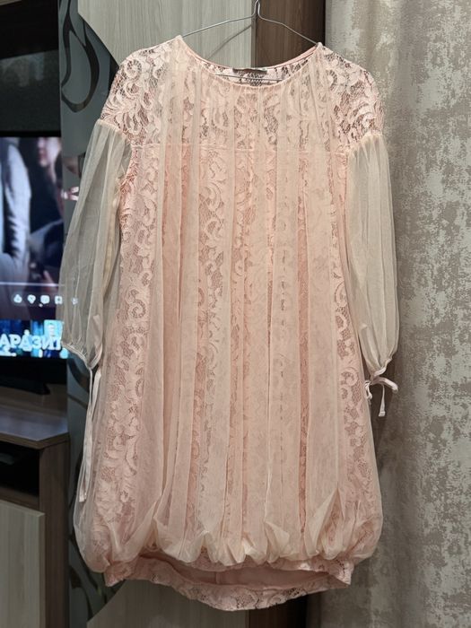 Шикарное платье 46р 5000т