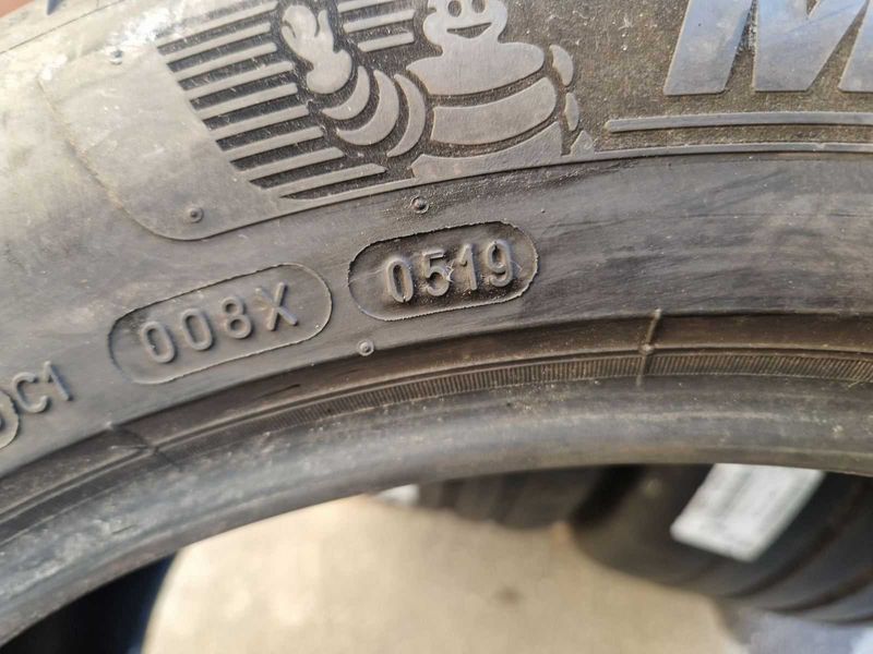 4 Michelin R19 265/45-295/40
спорт пакет 
летни гуми
DOT0519