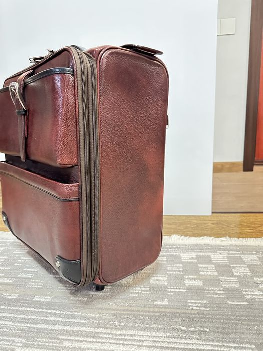 Чемодан для ручной клади