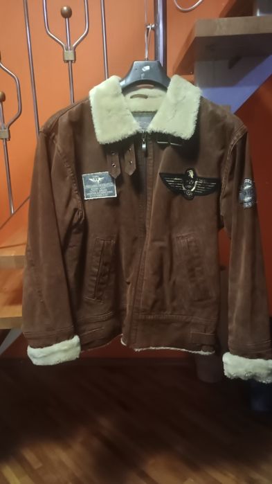 Geaca din piele întoarsă,îmblănită la interior
