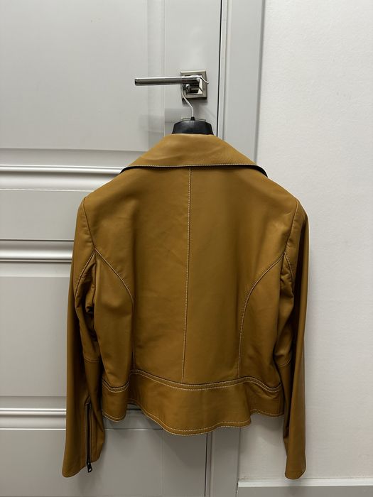 Кожаная куртка Massimo Dutti