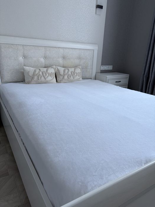 Продам Плед белый