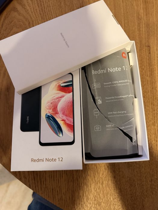 Xiaomi Redmi Note 12 4 gb ram/128 gb rom ca nou/nefolosit