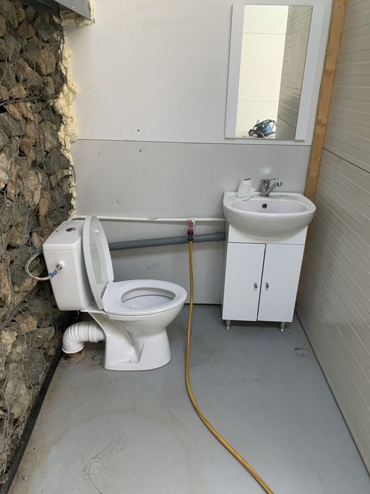 Inchiriez hala 100mp