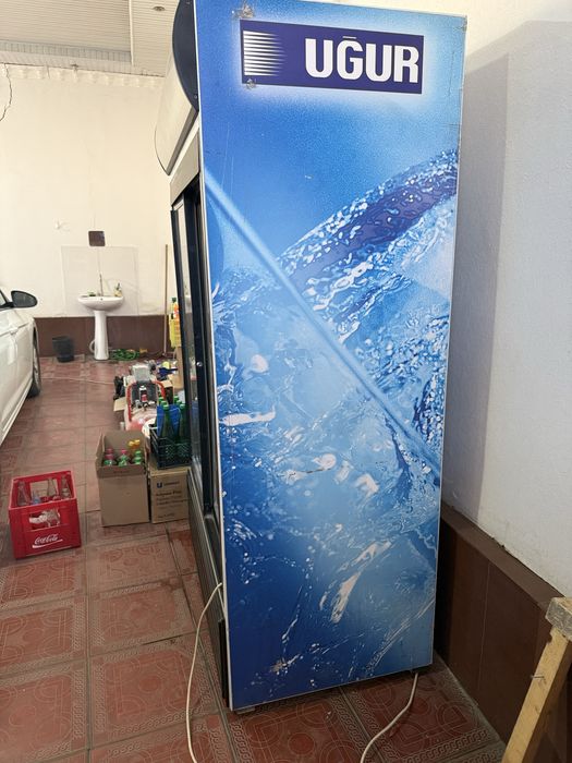 holadenik ugur 2 ta yuradigan eshikli 120 sm ga 2 m boyiga. .