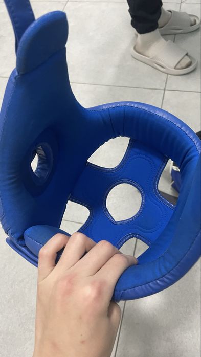 Боксерский шлем сатылады