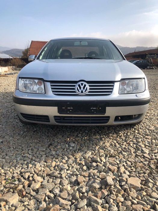 Vw bora 1.6 16V НА ЧАСТИ