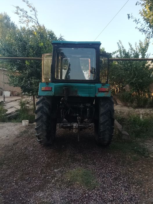 Traktor va boʻchka