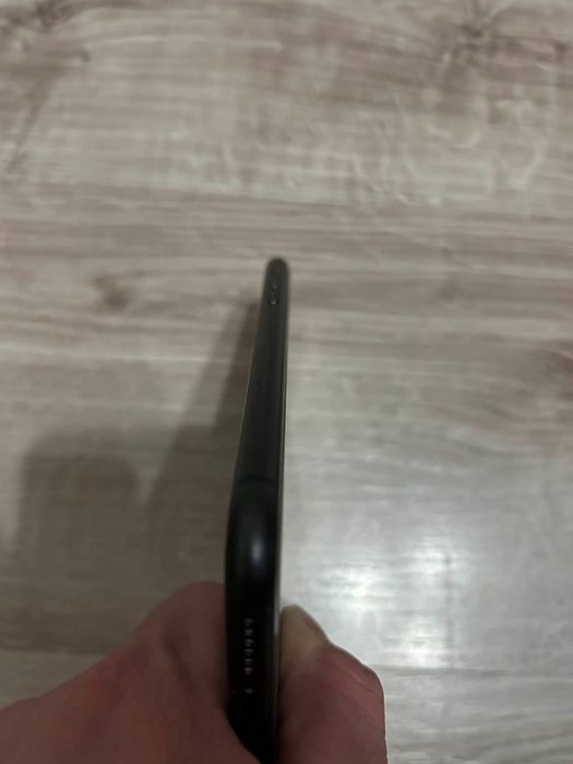 Iphone 11 128 GB 86% baterie