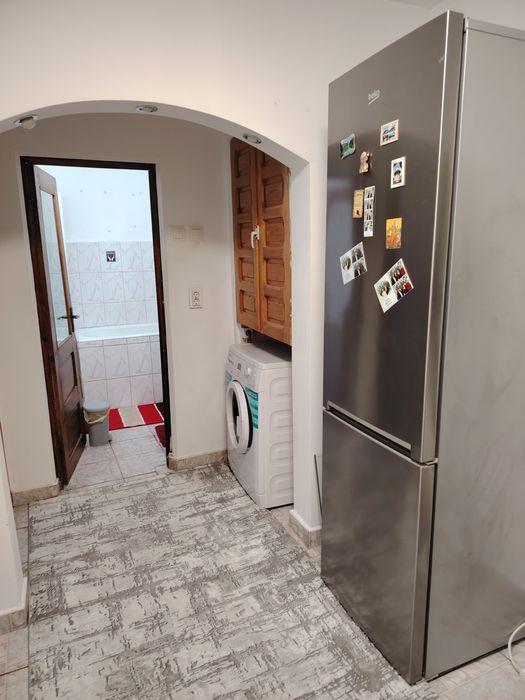 Închiriere apartament cu două camere