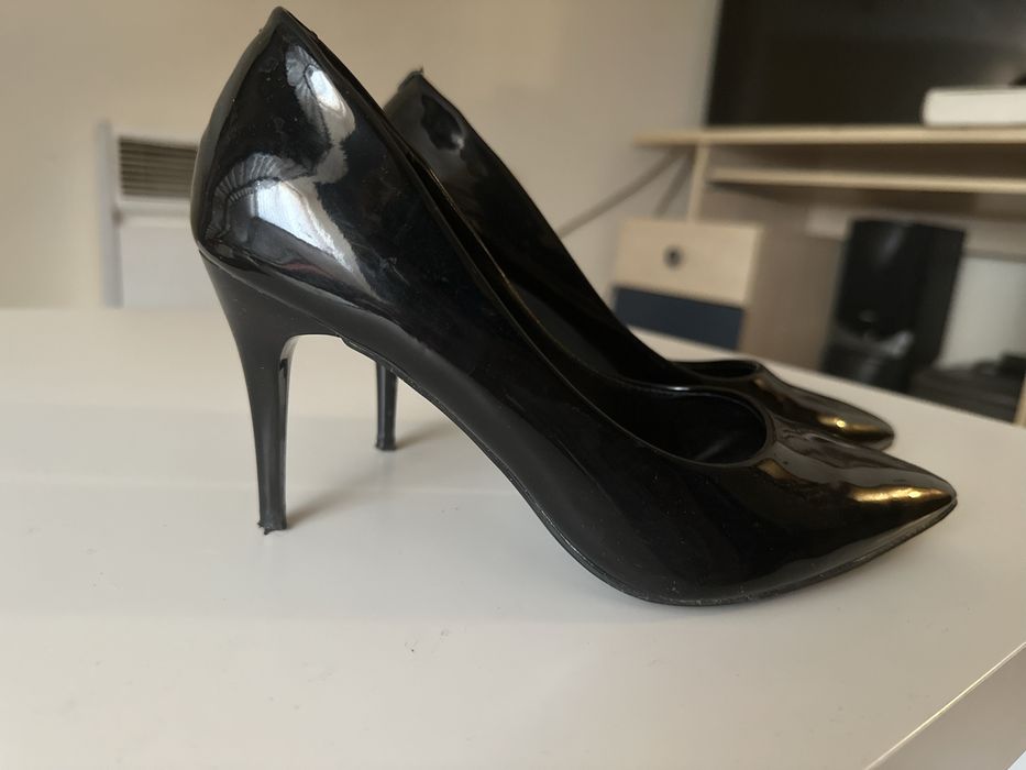 Обувки на ток