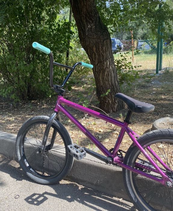 Продам велосипед BMX Wethepeople