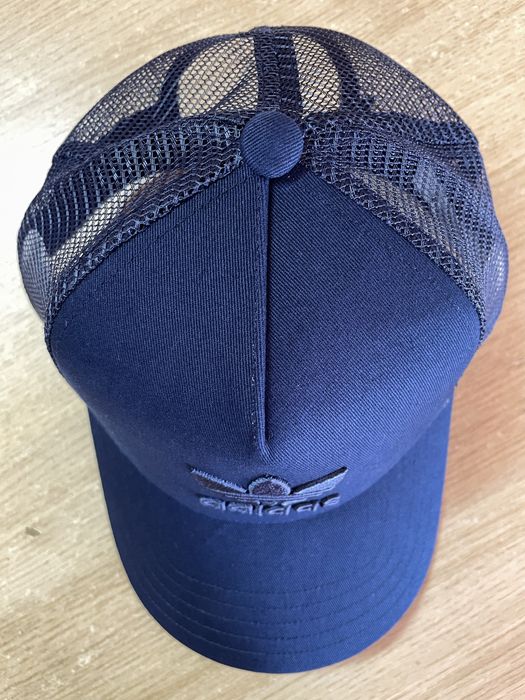 Sepci Adidas originals noi  !!!