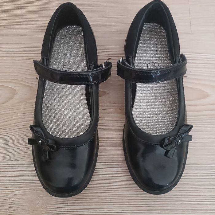33,5 обувки Clarks
