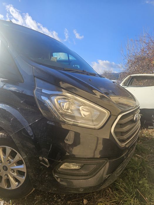 Продавам Форд Транзид