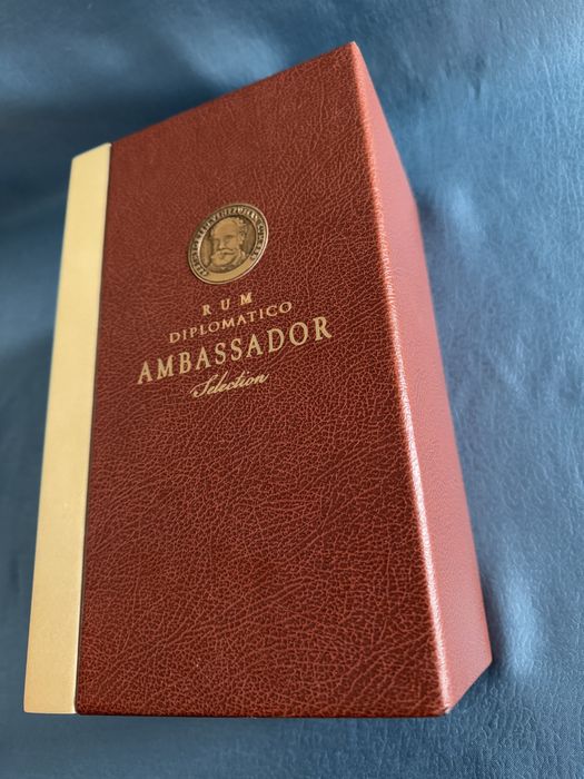 Кутия от Ром Дипломатико Амбасадор , Diplomatico Ambassador