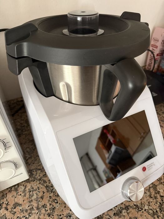 Robot de bucatarie Monsieur Cuisine Smart