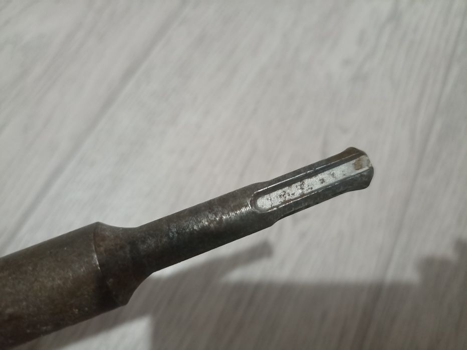 Бур~сверло для сверловки кирпича