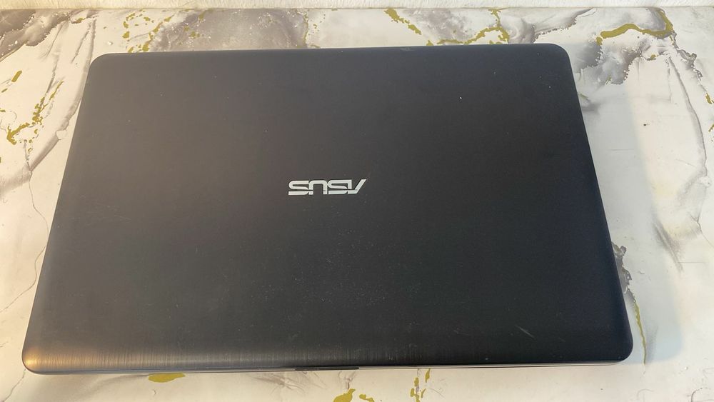 ASUS Vivo book офисник
