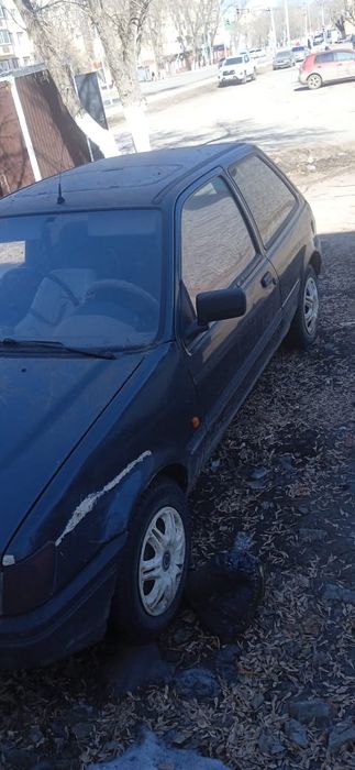 Продам машину Форд фиеста