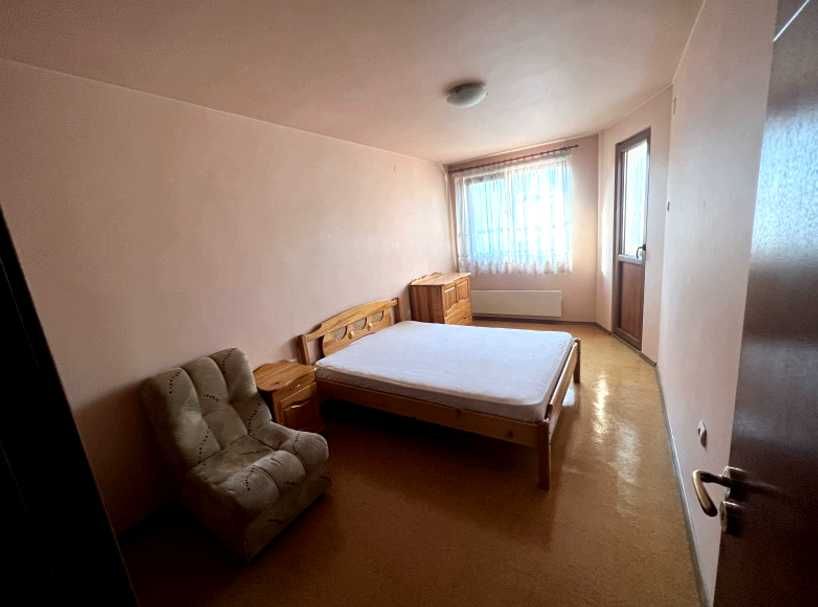 Дава се под наем Тристаен апартамент в Пловдив, Център - 100 кв.м за 475 € - Снимка #3